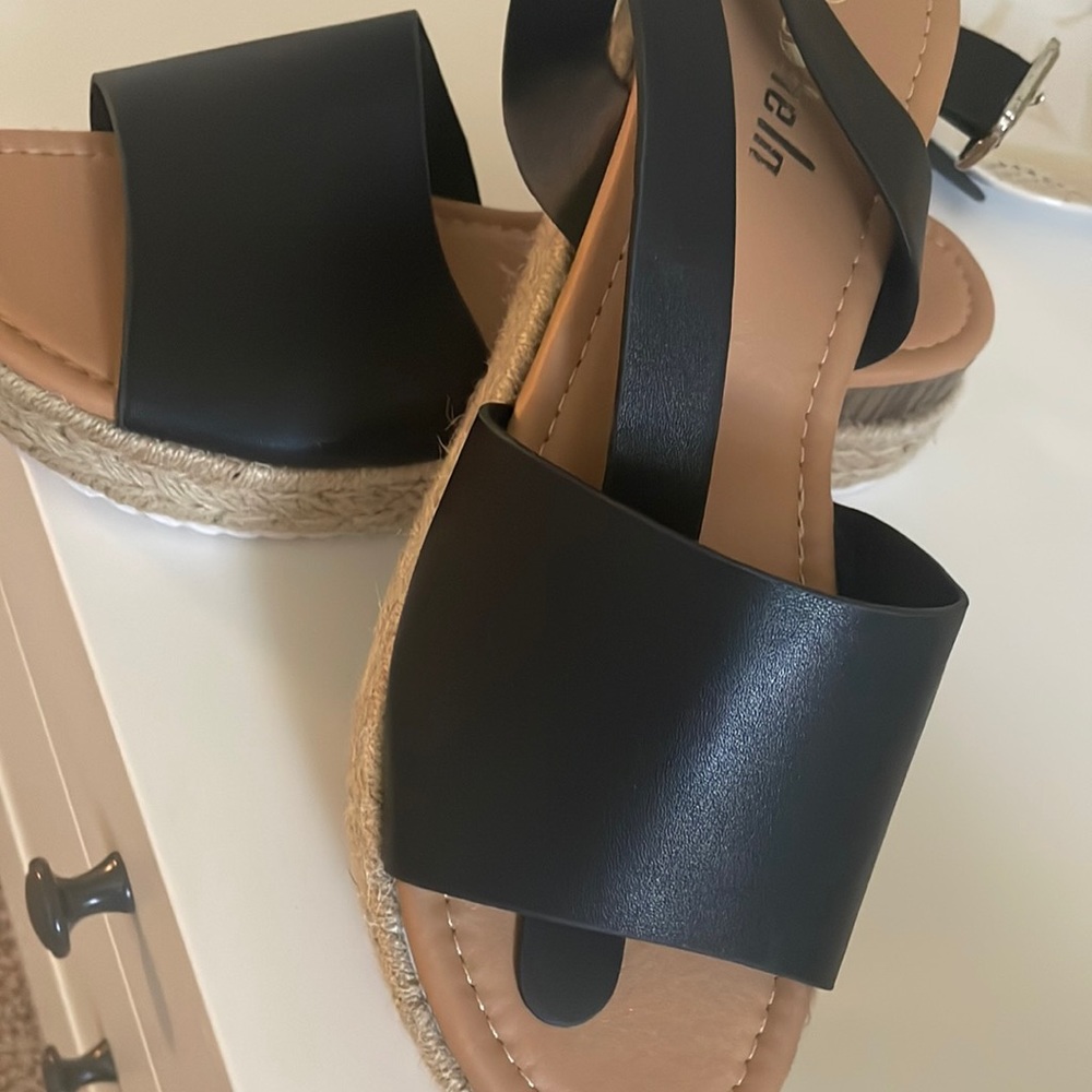SHEIN black shoes